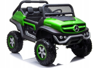 Mercedes unimog zelené auto