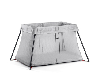 Babybjorn - ľahká turistická detská postieľka - striebro