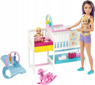 Barbie - opatrovateľka + detská postieľka + dieťa - GFL38