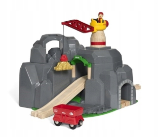 Brio World Mountain Tunnel s žeriavom