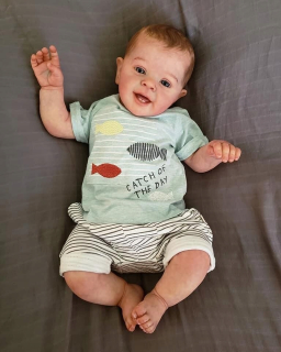 Nádherné dieťa Toddler Reborn 60cm1kg Mikołaj to zvládne