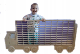 Nákladné auto pre autá Poličky pre pramene
