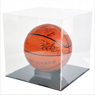 Predstava obchod s basketbalom
