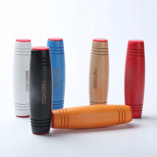 Japonská hračka mokuru fidget tyčinka preklopný stres