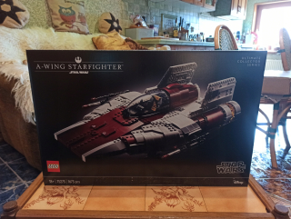 Lego Star Wars 75275 - Wing Starfighter UCS