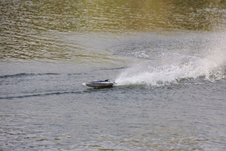 RC RC nahradené FT011 65 cm RTR 55 km/h