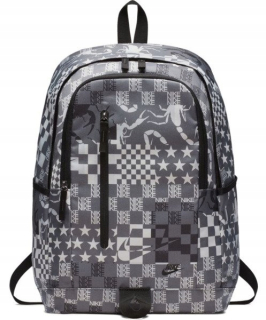 Batoh Nike School pre školský módny vzor