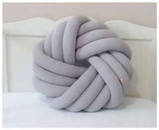 Tkaný vankúš SUPEŁ KNOT PILLOW farby uzla