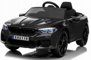BMW Drift M5 Čierne vozidlo