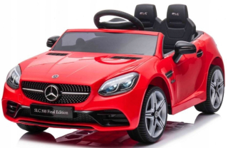 Mercedes Benz SLC300 Červené vozidlo
