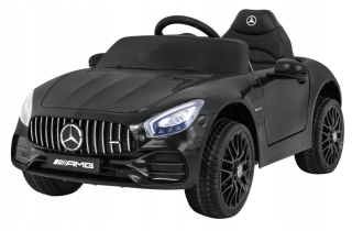 Mercedes Benz GT čierne vozidlo