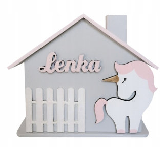 Piggy banka s menom pre dievča, jednorožec