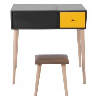 Toaletný stolík v spálni toaleta 87 cm*46 cm