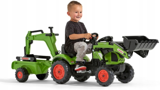 Traktor Falk Claas s lyžičkou, nabíjačkou a prívesom