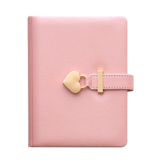 Krásna pekná kniha s notebookmi
