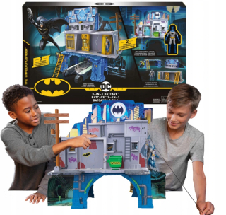 Batman 3 v 1 Batman Batcave Cave